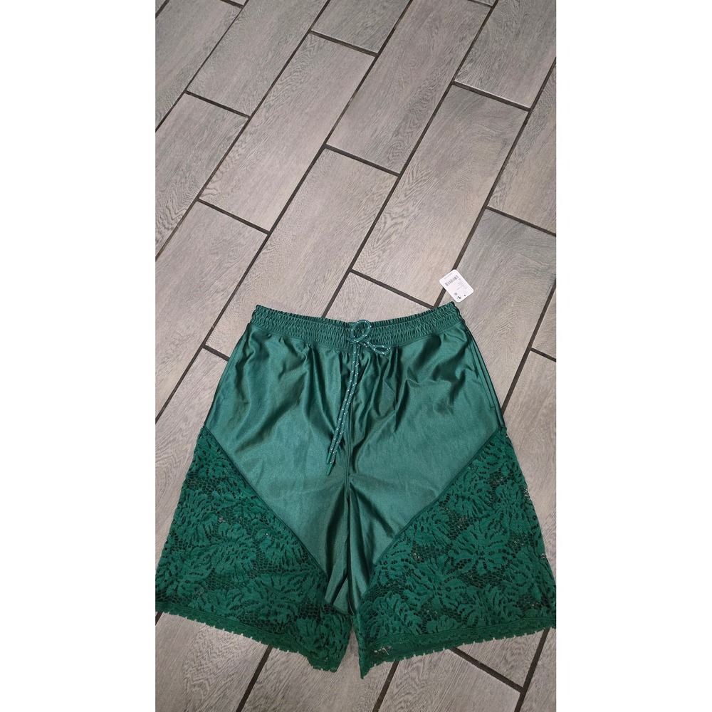 Free People Emerald Green Lace Trimmed‎ Athletic Shorts Womens Size M